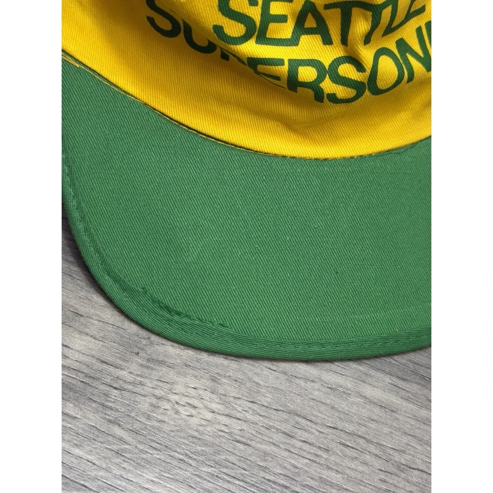 Seattle Sonics NBA Vintage Logo Painters Budweiser Collab Hat Elastic OSFM